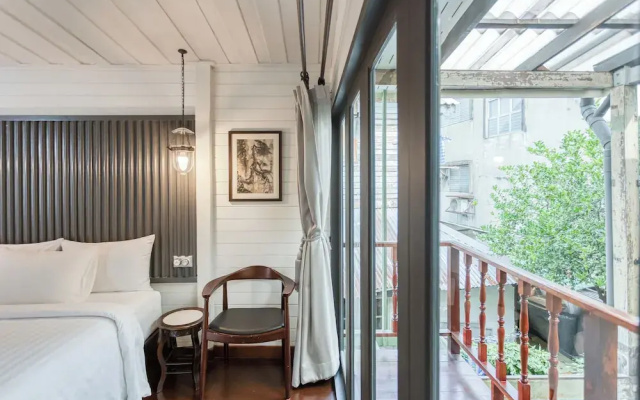 Priya Boutique House
