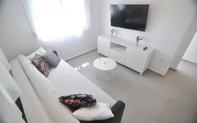 Zennova 29 Vourvourou Garden House