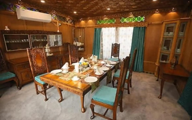 Mahjong Houseboats