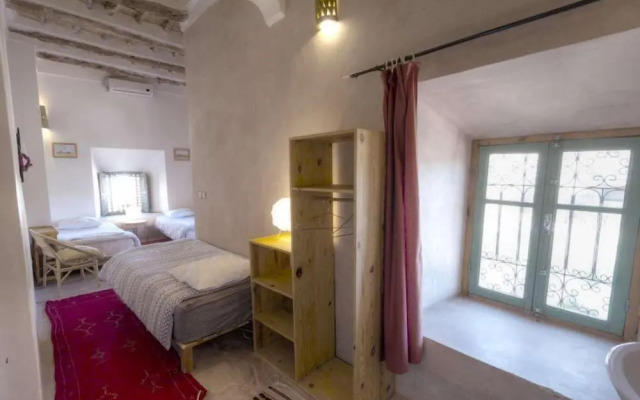 Kasbah Agoulzi