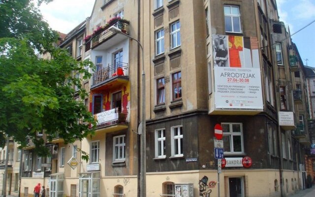 Отель City Guest House Poznan Польша, Познань - отзывы, цены и фото номеров - забронировать отель City Guest House Poznan онлайн вид на фасад