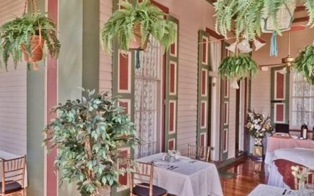 Southern Mansion