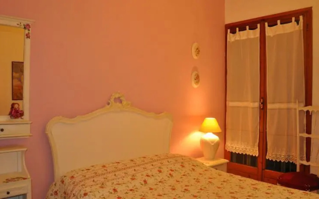 La Casa Rosa Dolceacqua
