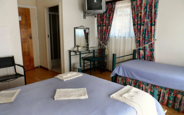 Mdoni House Guest Lodge