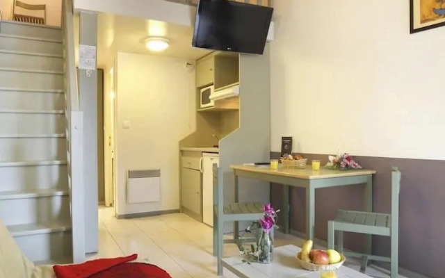 Smart Stay With Mezzanine for Four