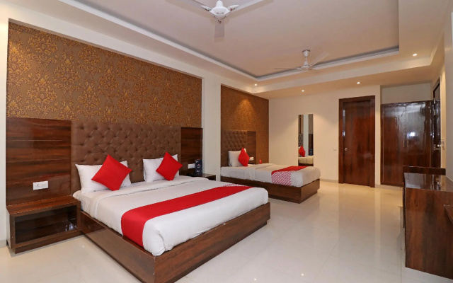 Capital O 16651 GRD SUITES