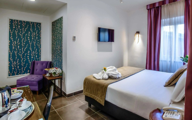 Hotel Navona Colors