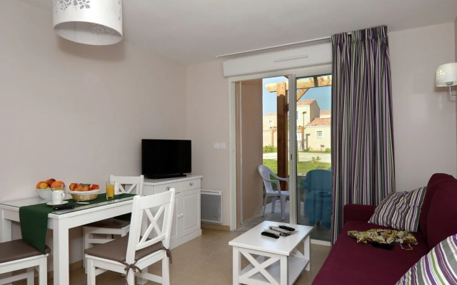 Cozy Apartment With Terrace, Located in Quiet Surroundings