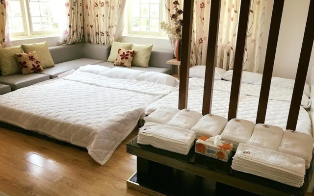 Kat Villa