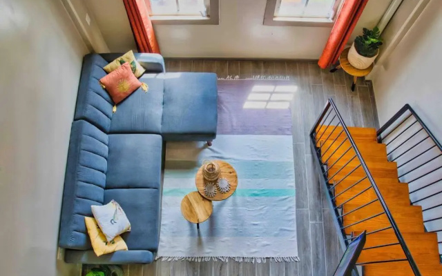 CityViews/Spacious Mezzanine Apartment 6