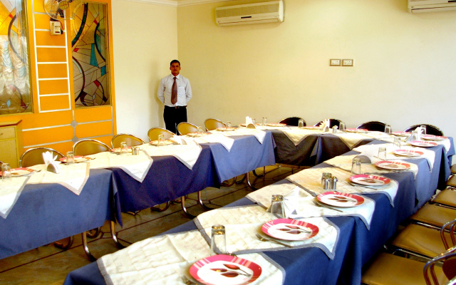 Hotel Tulsi