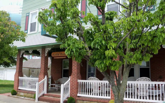 Holly Beach Hotel B&B