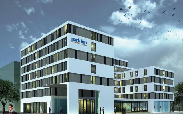 Отель Park Inn by Radisson Malmö Швеция, Мальме - 3 отзыва об отеле, цены и фото номеров - забронировать отель Park Inn by Radisson Malmö онлайн вид на фасад