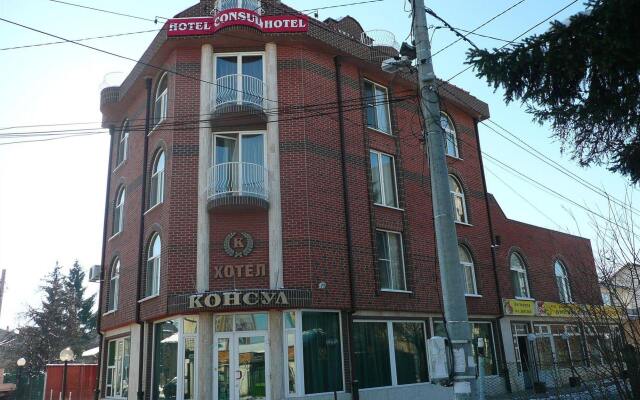 Hotel Consul вид на фасад
