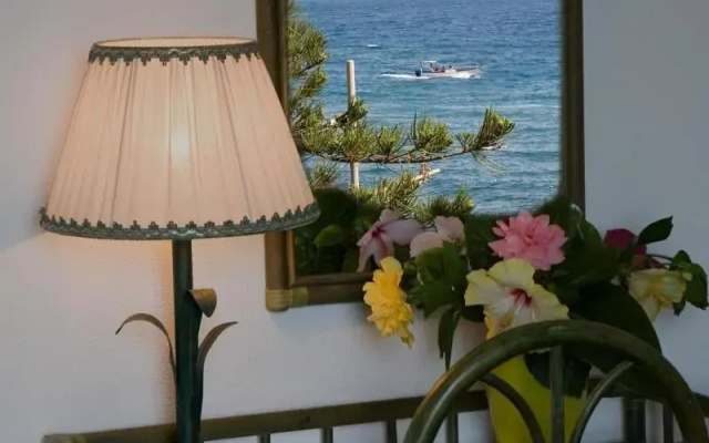 Hotel Baia Delle Sirene