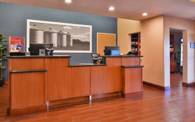 Hampton Inn & Suites Woodland-Sacramento Area
