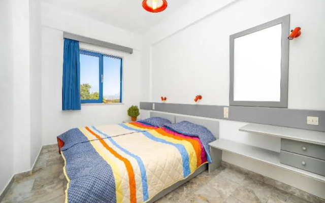 Elli Apartments