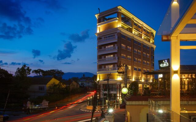 Отель Ambassador by ACE Hotels Непал, Катманду - отзывы, цены и фото номеров - забронировать отель Ambassador by ACE Hotels онлайн вид на фасад