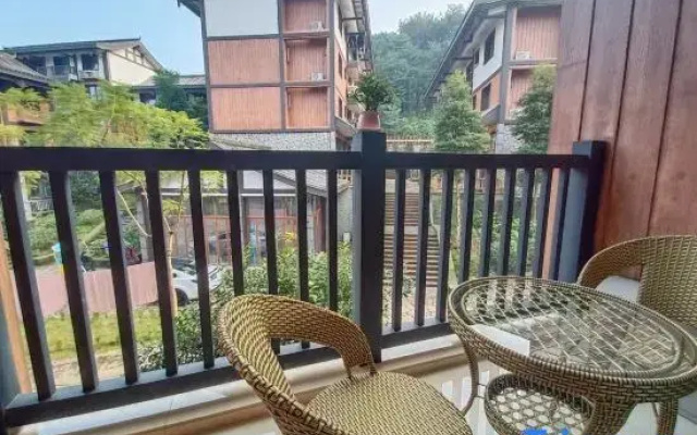 Hongchen Inn Homestay (Emeishan Visitor Center)