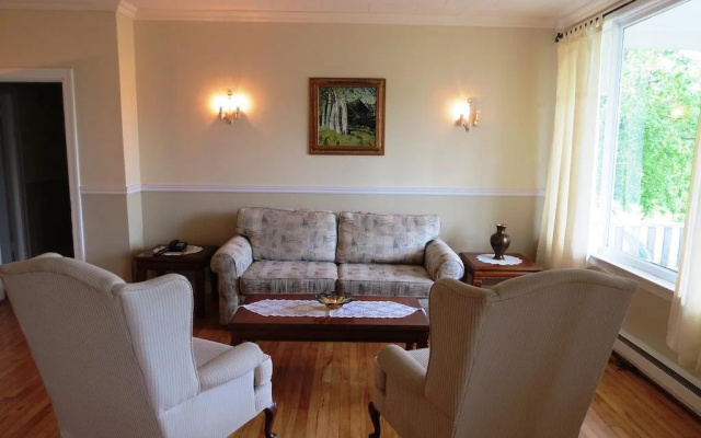 Margaree Riverview Inn