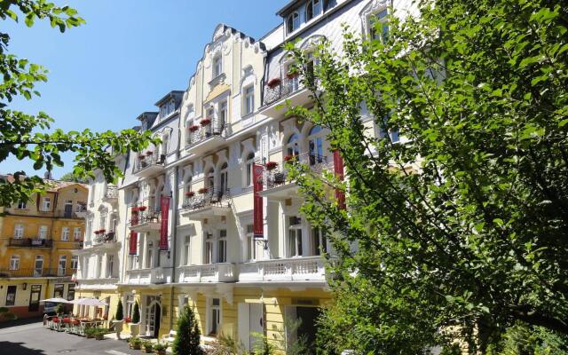 Отель Residence Romanza Марианске-Лазне вид на фасад