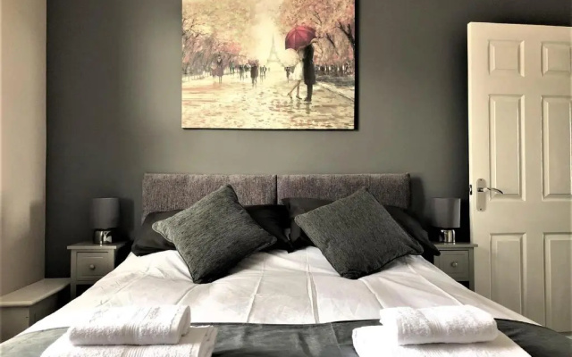 Eclipse Apartment No 2