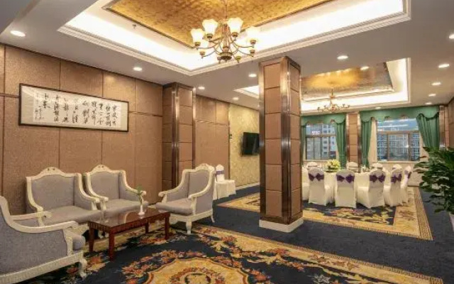 Huchuan Hotel