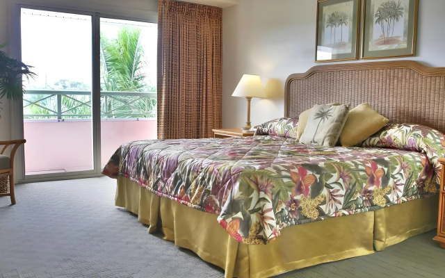 Castaways Resort and Suites