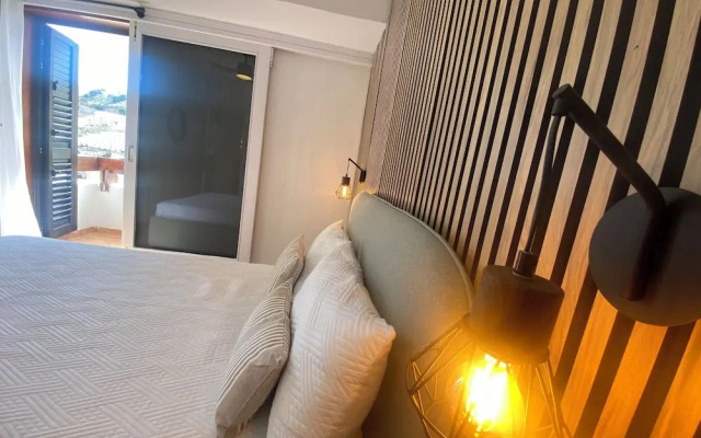 Modern Duplex Apartment Near Swimming Pool