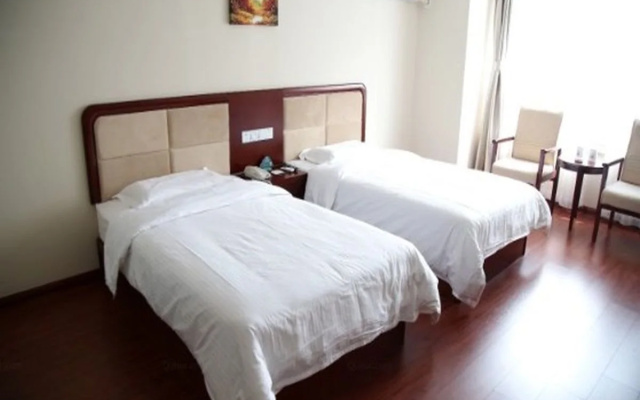 GreenTree Inn HeBei TangShan QianAn Junhe Plaza Business Hotel