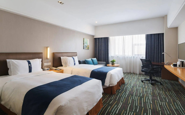 Holiday Inn Express Shanghai New Jinqiao by IHG