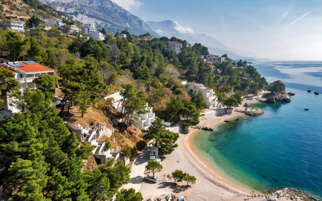 Anka - Amazing Location - SA5