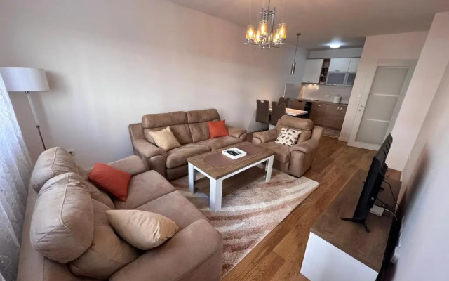 White Home apartment 3