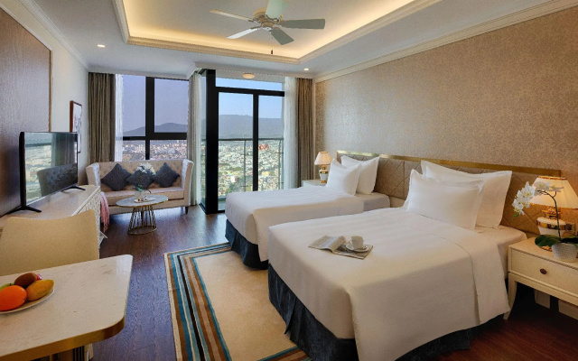 Melia Vinpearl Danang Riverfront
