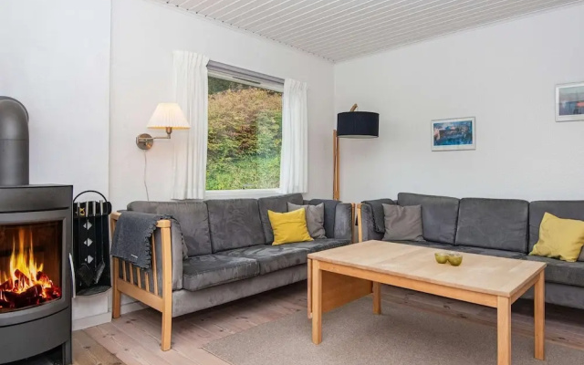 8 Person Holiday Home in Ebeltoft-by Traum