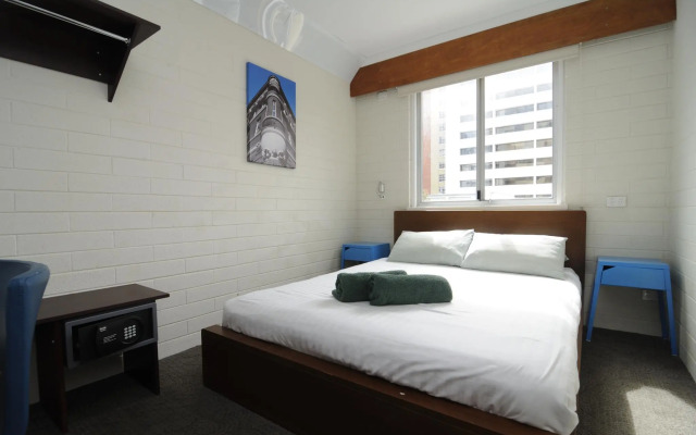 Kangaroo Inn - Hostel