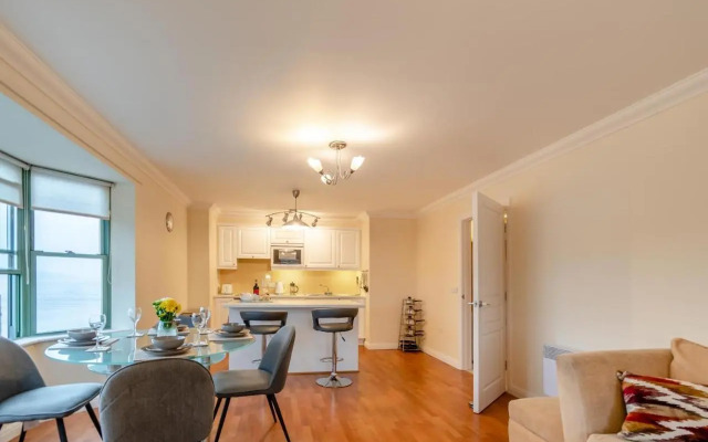 32 St Brides Bay View Apts
