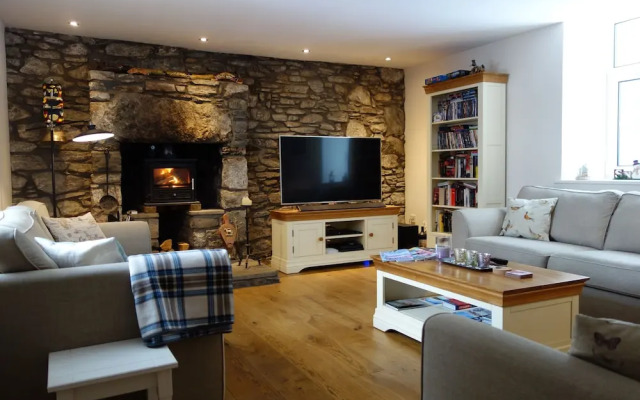 Ewich House