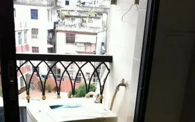 Jiangnan Renjia Apartment Hotel