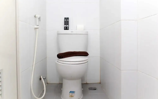Comfort Living 1Br At Grand Sentraland Karawang Apartment