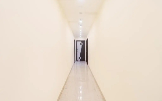 Hotel The V I King by OYO Rooms