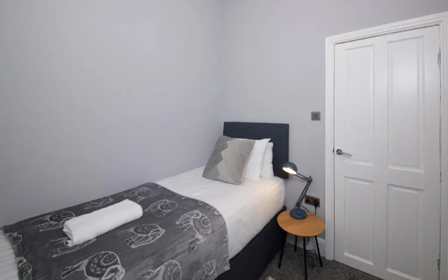 Air Host and Stay - Arkles House sleeps 7