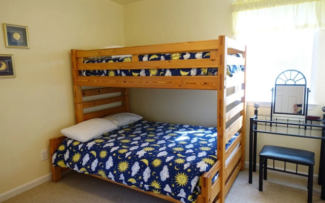 Gray Whale 3 Bedrooms 2 Bathrooms Home
