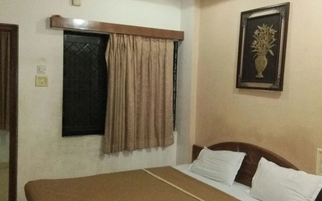 Hiriz Hotel Dollar