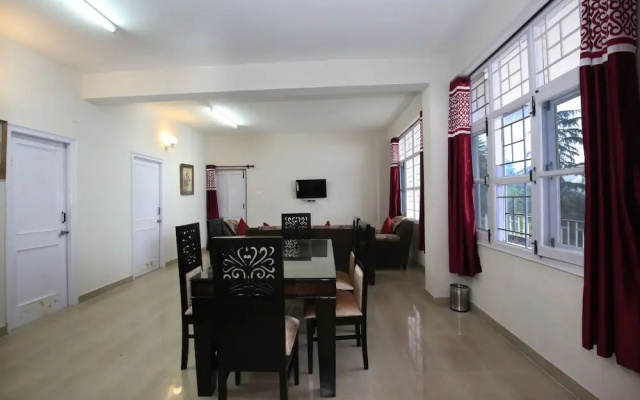 OYO 9201 Home Gorgeous Hill View 3BHK Kasaumpti Shimla