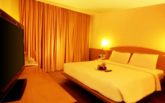 ATM Maybank Hotel Ibis Pekanbaru