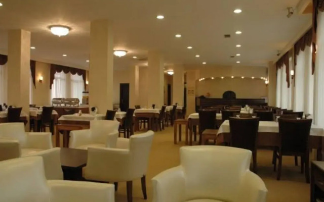 Grand Adanus Hotel