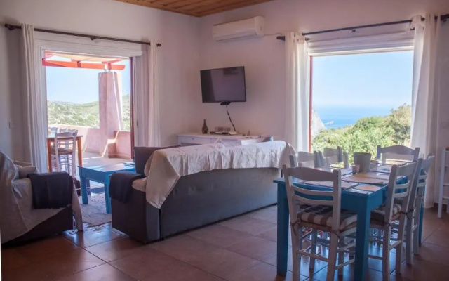 Secluded 3 BR House 5 mins from Kapsali