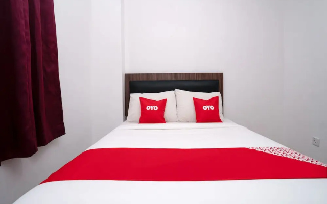 OYO 44093 Vrm Hotel