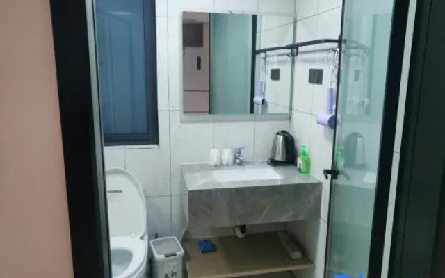 Zhenye Lumingyuan Homestay